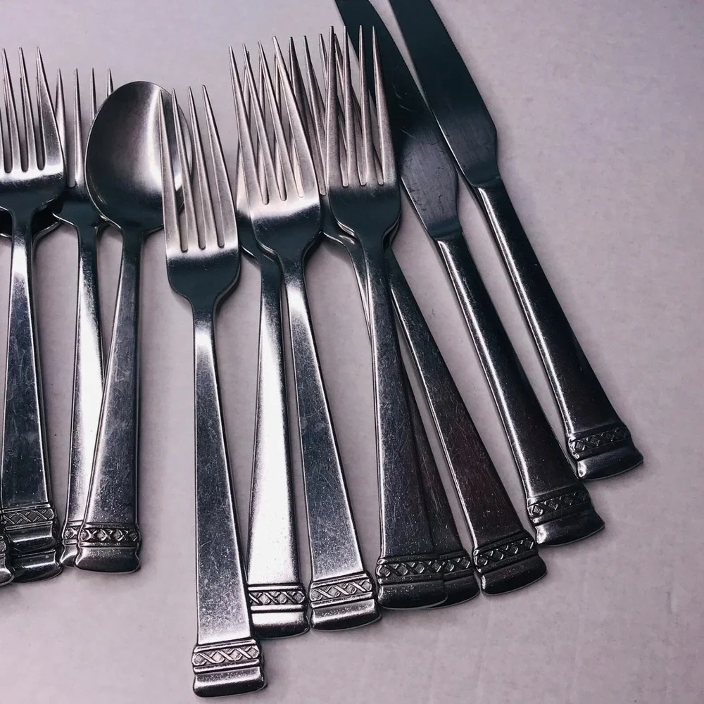 Oneida Athena Stainless Flatware Set of 14 pcs Dinner Fork Sugar spoon knife